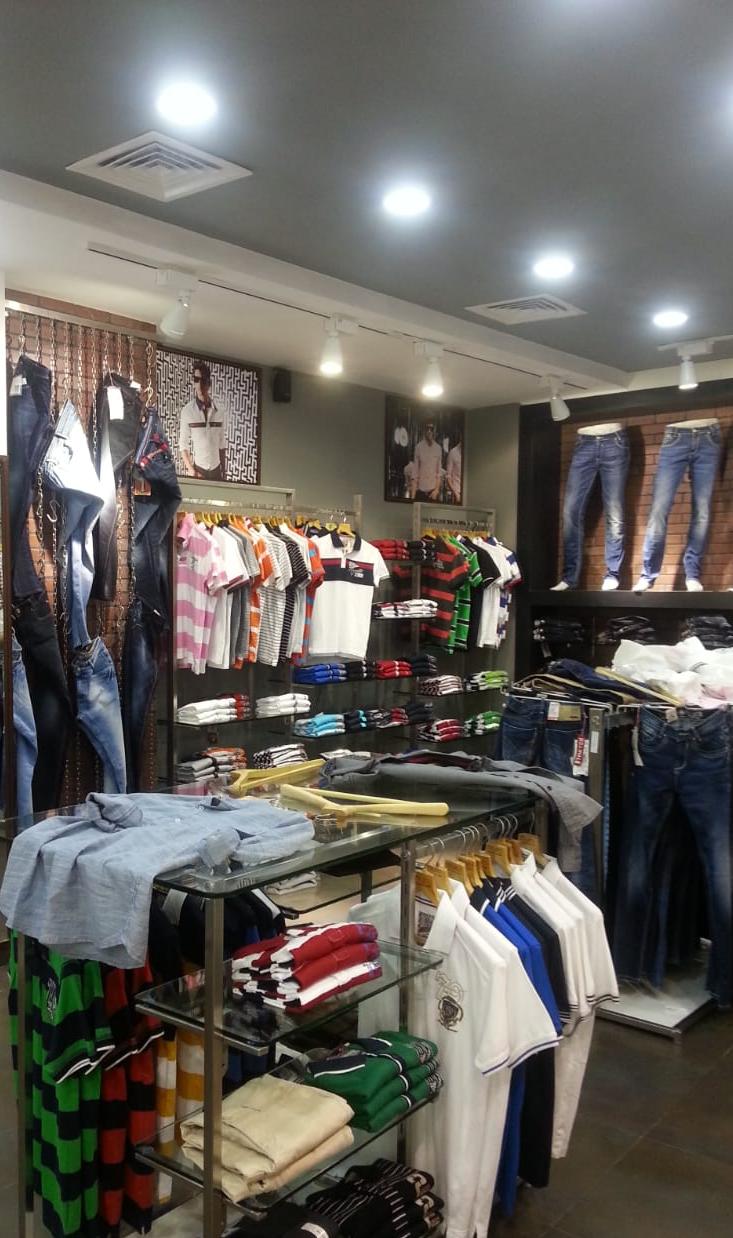 Ceiling, lighting and retail displays, Mufti retail showroom, Delhi NCR