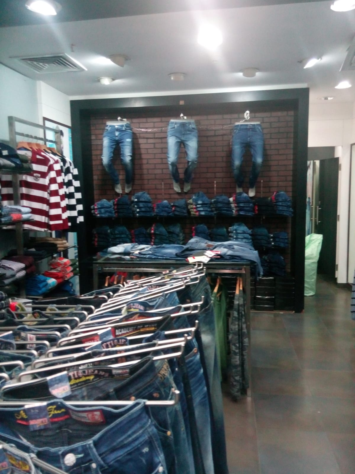 Denim display wall, ceiling and lighting, Mufti retail showroom, Janakpuri, Delhi